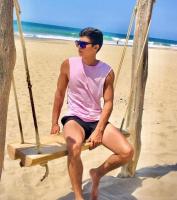 647335856: Chico busca chica en Valencia