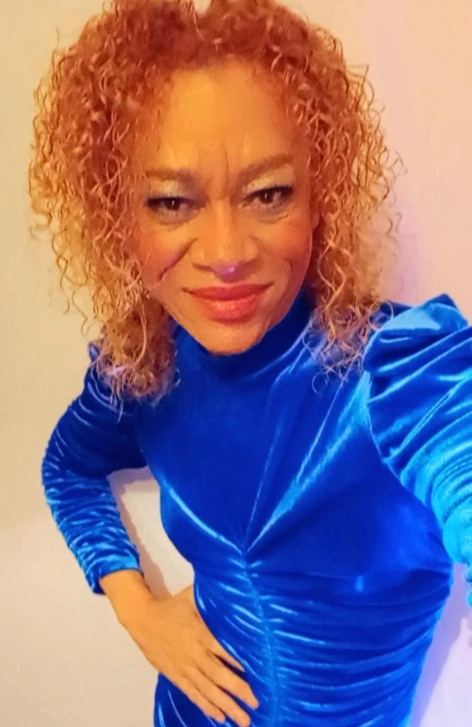 692283712: Transexual en La Coruña