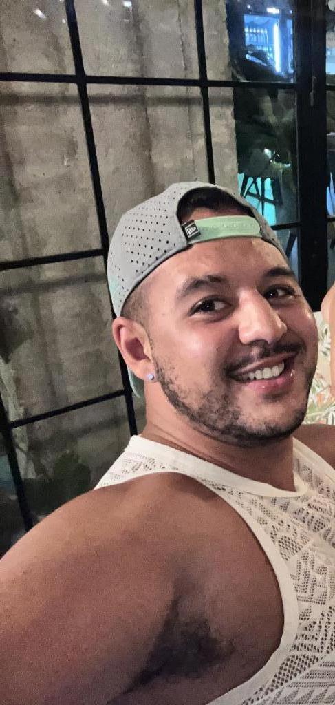 Chico busca chica en Almería: 