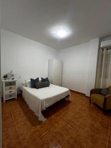 634070748: Chica busca chico en Valencia