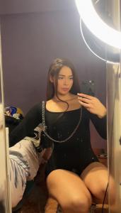 610828249: Chica busca chico en Barcelona