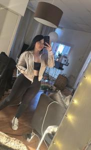 Chica busca chico en Ibiza: 