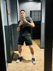 614772935: Chico busca chica en Murcia