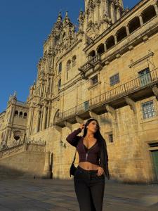 694262933: Chica busca chico en Pontevedra