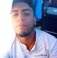 600672450: Chico busca chica en Barcelona