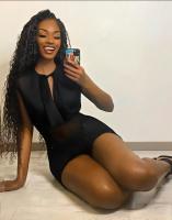 613555392: Chica busca chico en Barcelona