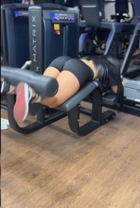 613576847: Chica busca chico en Orense