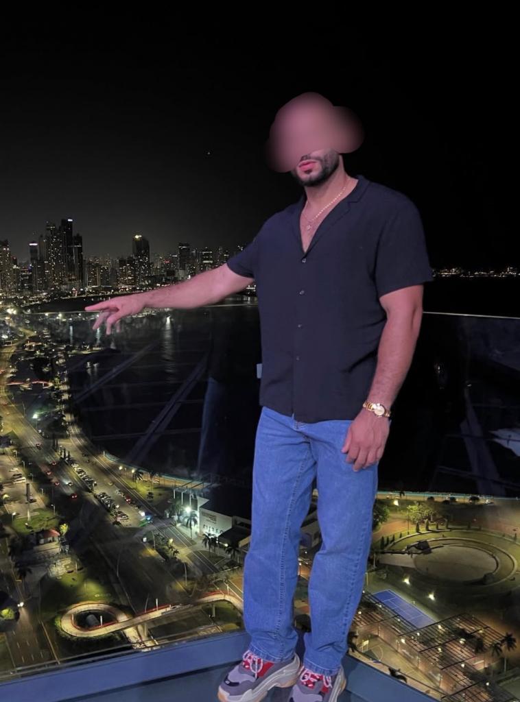 604190090: Chico busca chica en Zaragoza