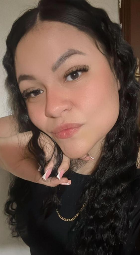 672814384: Chica busca chico en Granada