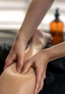 643580603: Chica busca chico en Murcia