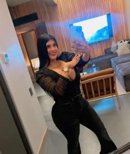 612281147: Chica busca chico en Granada