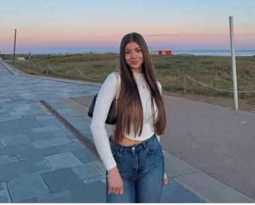 633701650: Chica busca chico en Madrid