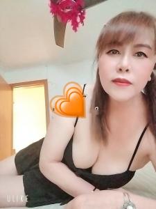 663559101: Chica busca chico en Barcelona