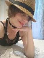 677384025: Chica busca chico en Tarragona