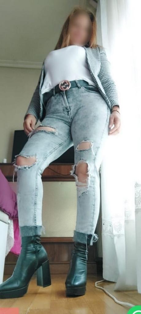 Chica busca chico en Teruel: 