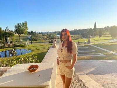 643790229: Chica busca chico en Málaga