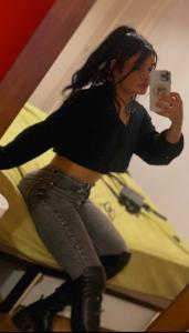 633783230: Chica busca chico en Jaén