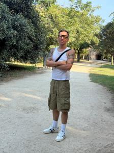 643279519: Chico busca chica en Valencia