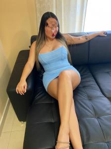 664874220: Chica busca chico en Madrid