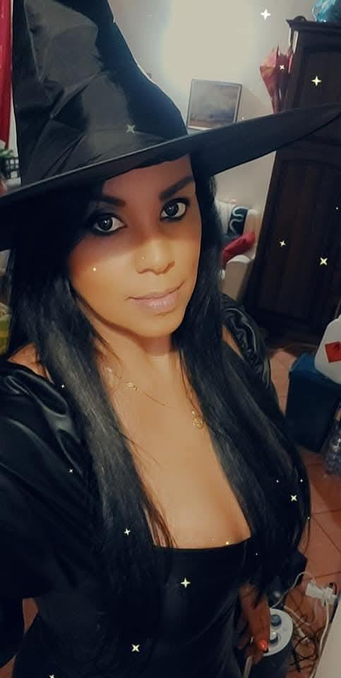 637717127: Chica busca chico en Málaga