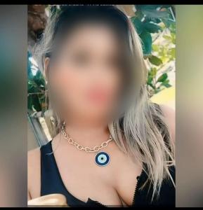 658723297: Chica busca chico en Pontevedra
