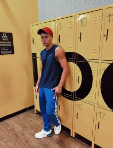 677664185: Chico busca chica en Madrid