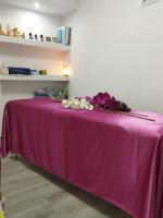 633457245: Chica busca chico en Málaga