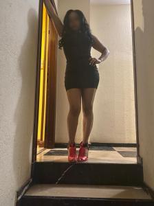 632939386: Chica busca chico en Asturias