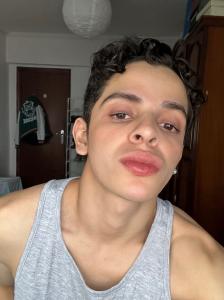 613850779: Chico busca chica en Melilla