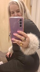 Chica busca chico en Almería: 