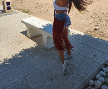 695719692: Chica busca chico en Valencia