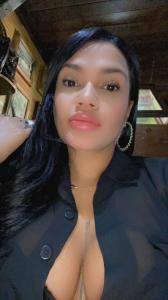 Chica busca chico en Huelva: 