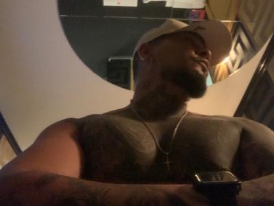 Chico busca chica en La Coruña: 