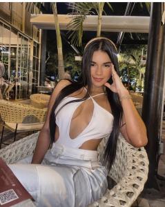 604817362: Chica busca chico en Mallorca