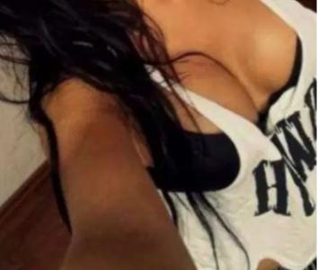 624380041: Chica busca chico en Badajoz