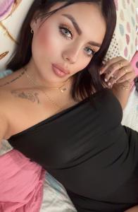 Chica busca chico en Huelva: 