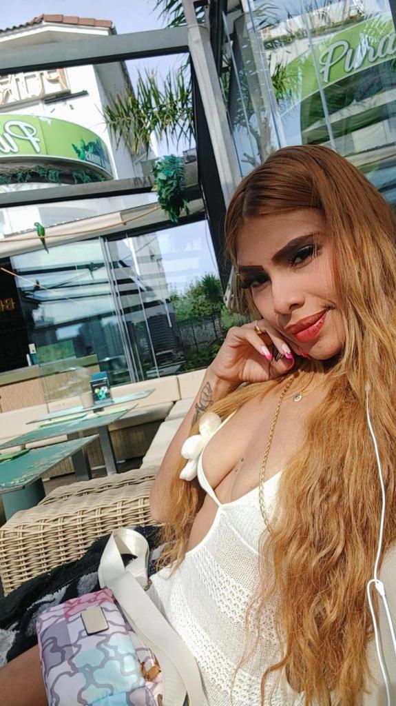 Chica busca chico en Cádiz: 