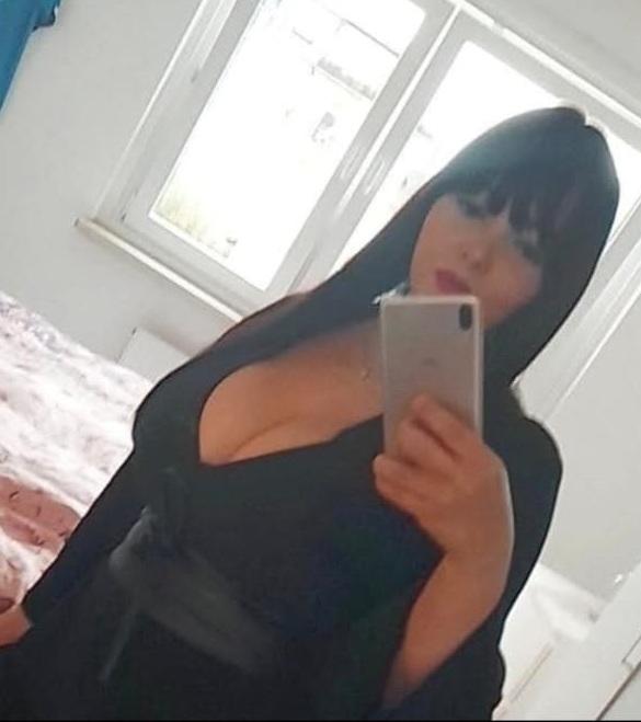 Chica busca chico en Tenerife: 