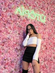 634071178: Chica busca chico en Alicante