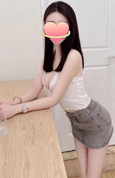 663190558: Chica busca chico en Asturias