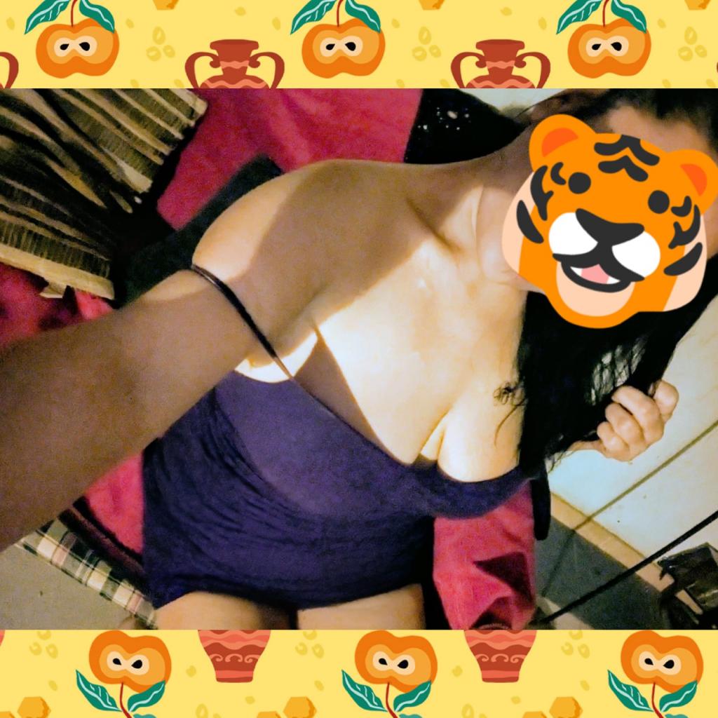 Chica busca chico en Almería: 