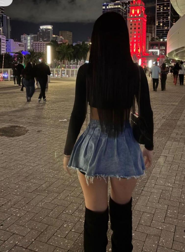 Chica busca chico en Mallorca: 