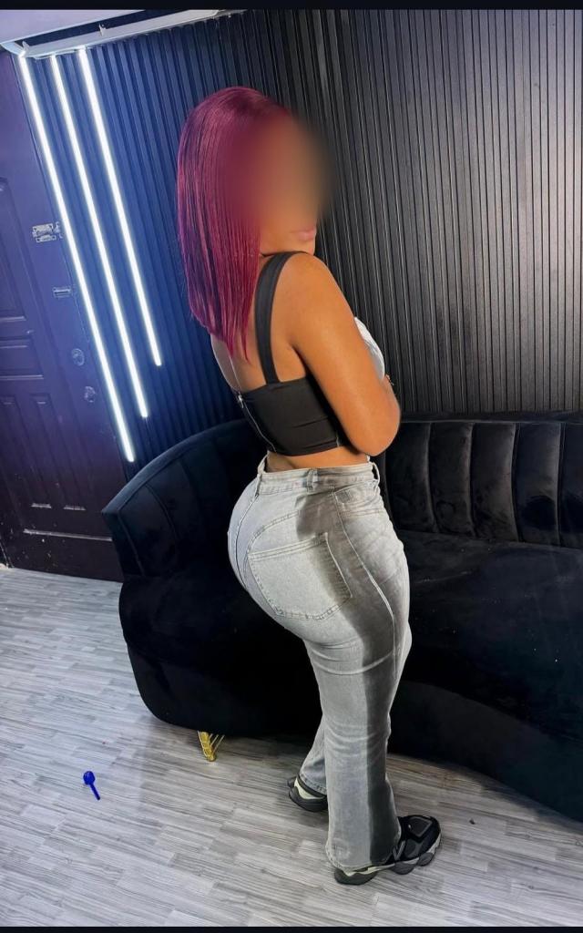 Chica busca chico en Cádiz: 