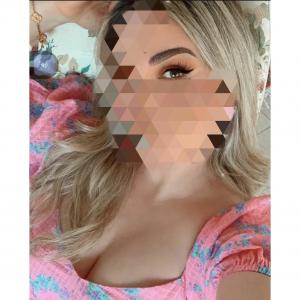 615698110: Chica busca chico en La Coruña
