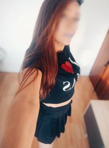 603618894: Chica busca chico en Barcelona