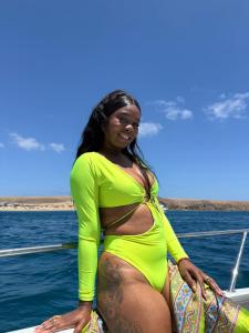 Chica busca chico en Barcelona: 