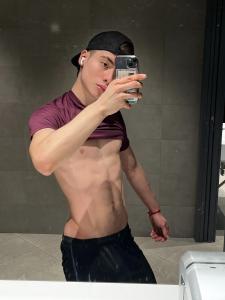 Chico busca chica en Valencia: 