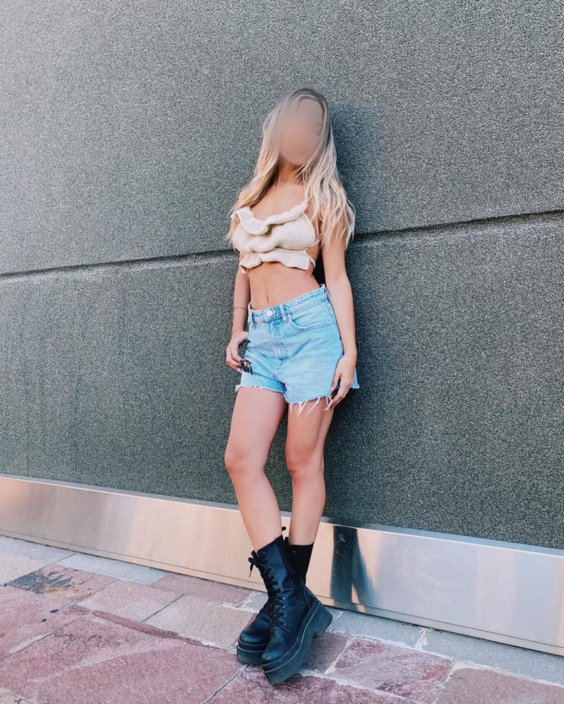 Chica busca chico en Barcelona: 