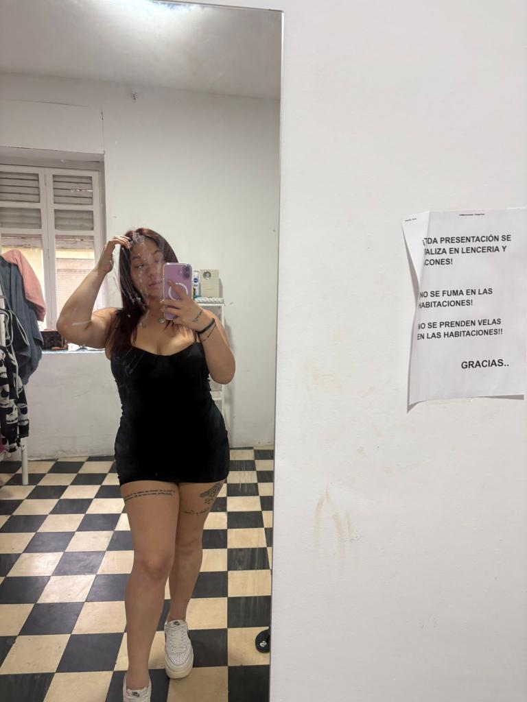 623524131: Chica busca chico en Murcia