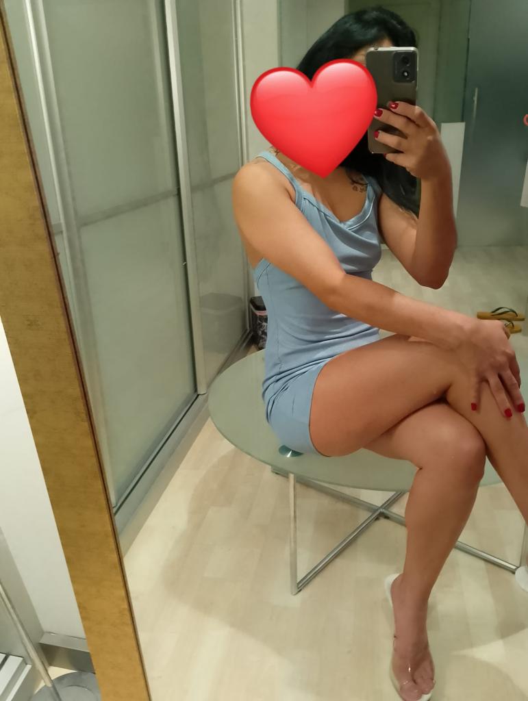 687695211: Chica busca chico en Tarragona